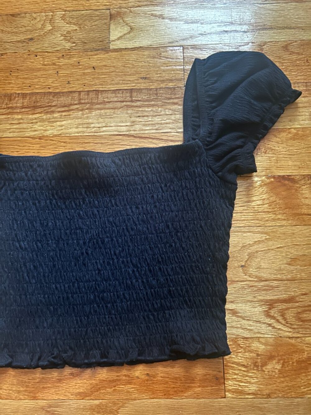 H&M Divided Black Smocked Crop Top Women's Small Cap Sleeve Square Neckline - Picture 4 of 9